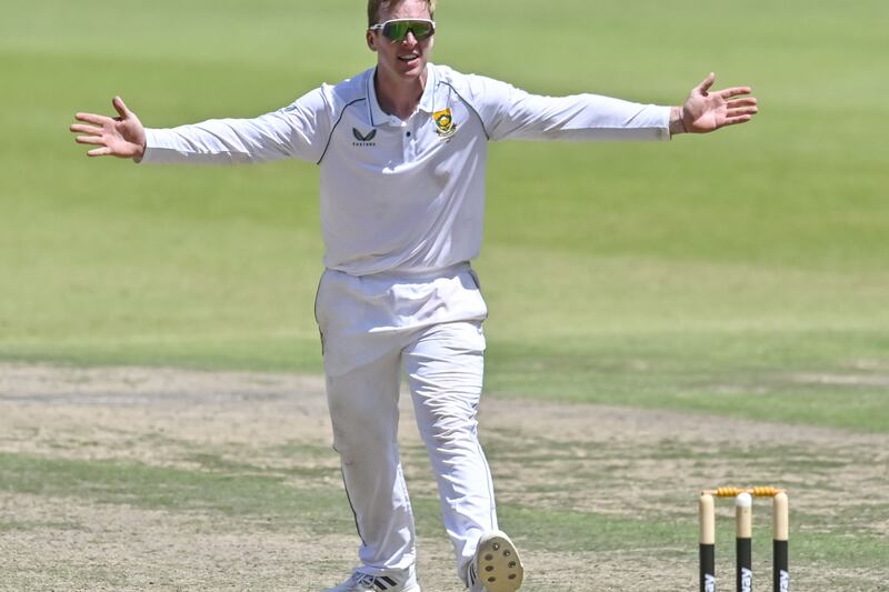 Proteas offspinner Simon Harmer is back in the squad for the Test series against Pakistan. Picture: BACKPAGEPIX/CHRISTIAAN KOTZE