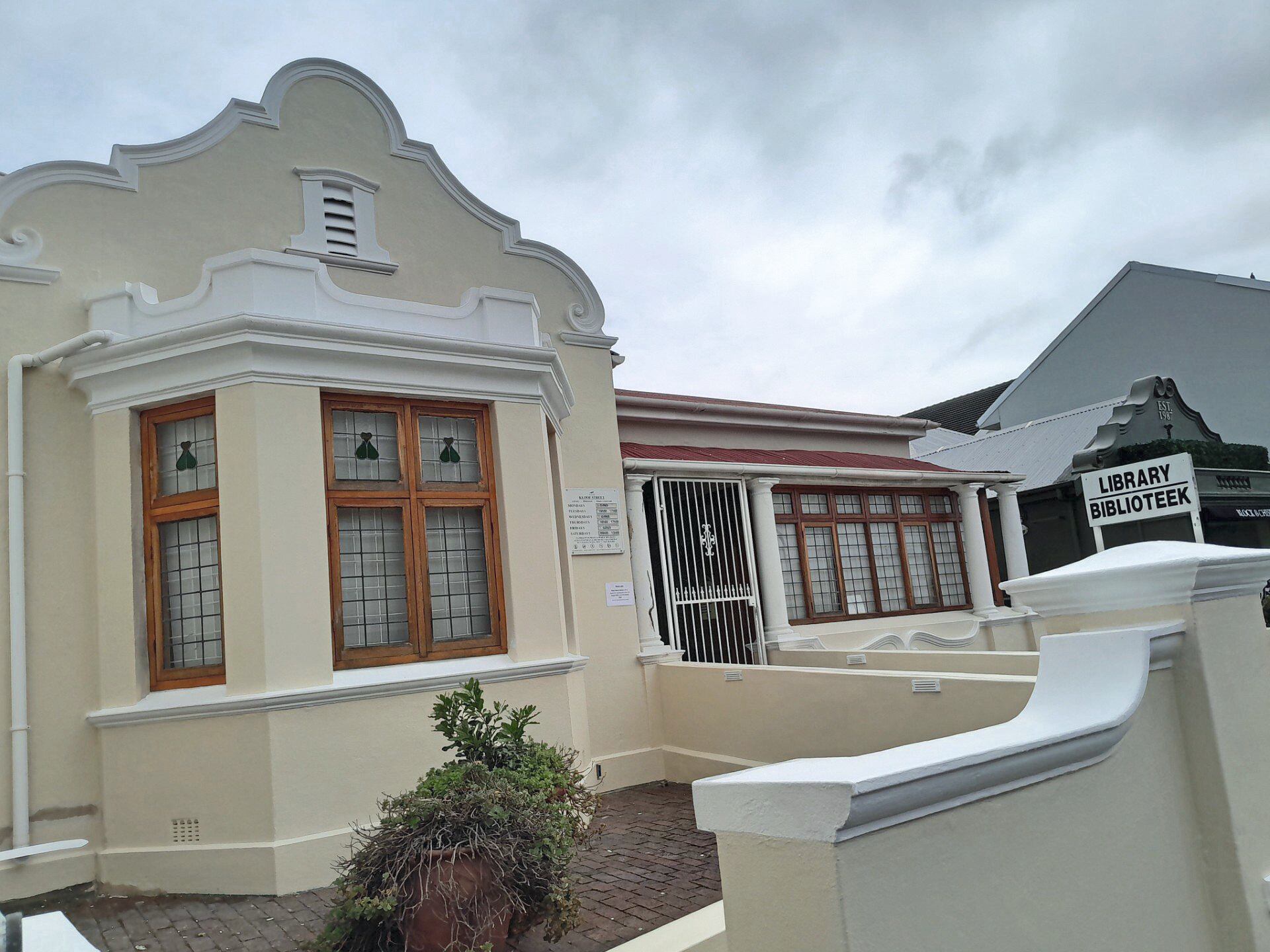 Collaborating: The Kloof Street Library
Image: John Young